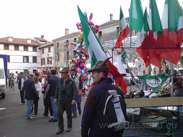 Adunata Alpini BAssano 2008 MK-107.JPG